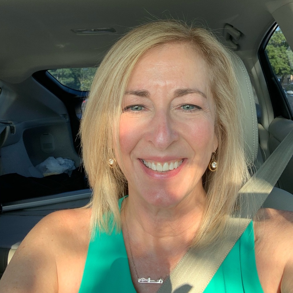 Meet your Posher, Carol